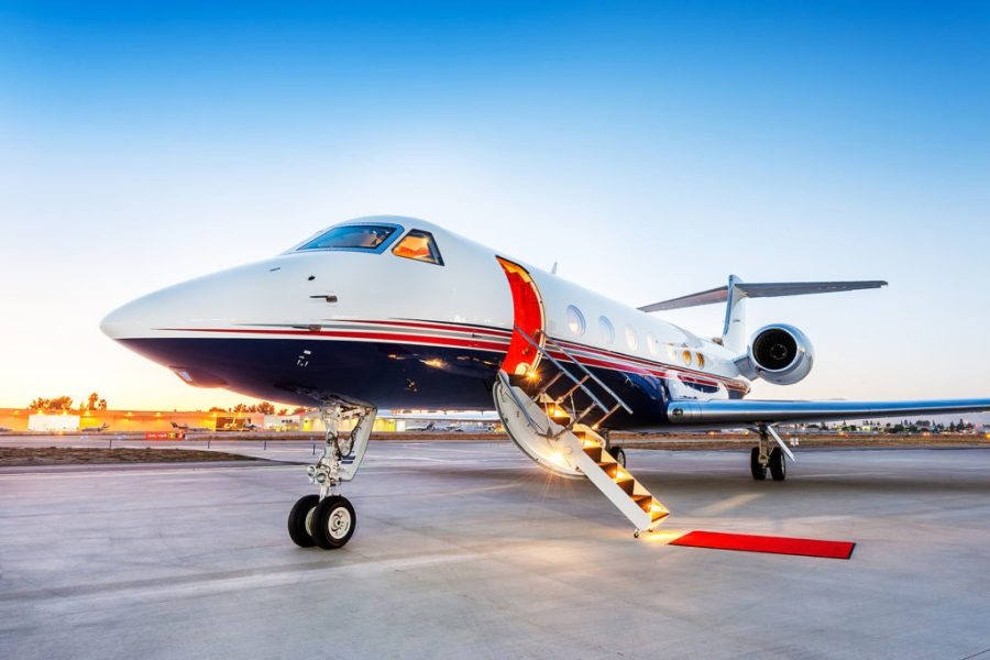 Why It’s Ideal to Fly with a Private Jet for Your Business